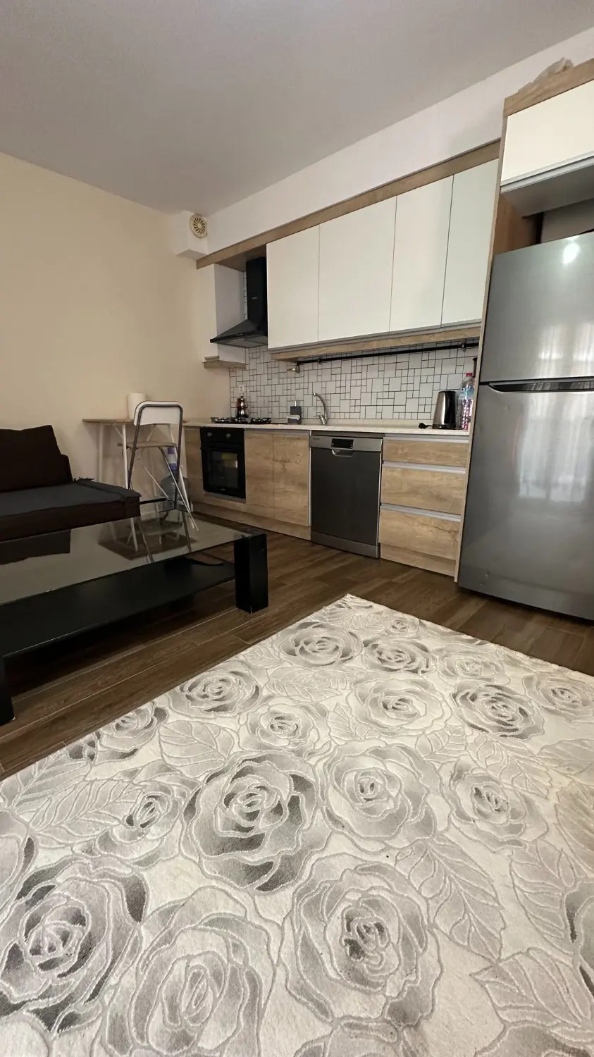SEYREK – BAKIRÇAY ÜNİVERSİTESİNE YAKIN 1+1 YATIRIMLIK DAİRE