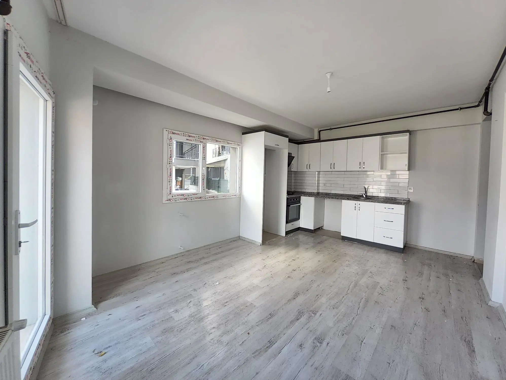 ULUCAK 9 EYLÜL MAHALLESİNDE ARA KAT MASRAFSIZ 2+1 SATILIK DAİRE