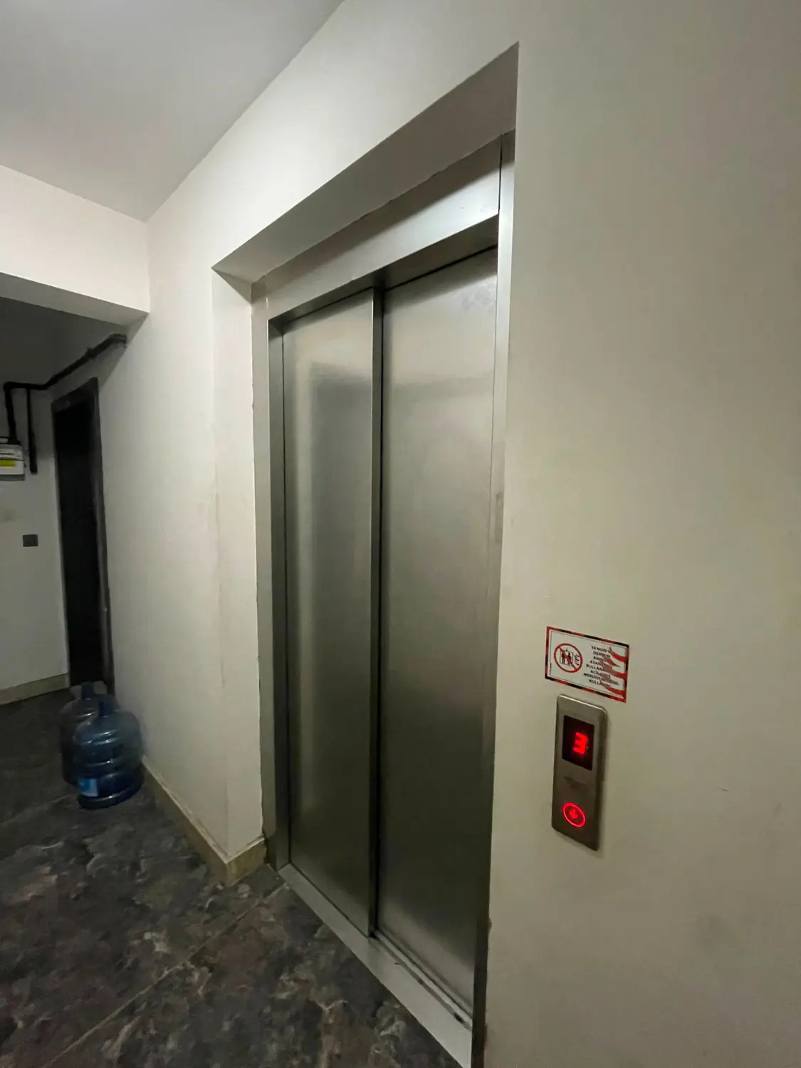 KARŞIYAKA YALI MAHALLESI 3+1 / 27 M2 TERASLI / ÇATI DUBLEKS SATILIK DAIRE