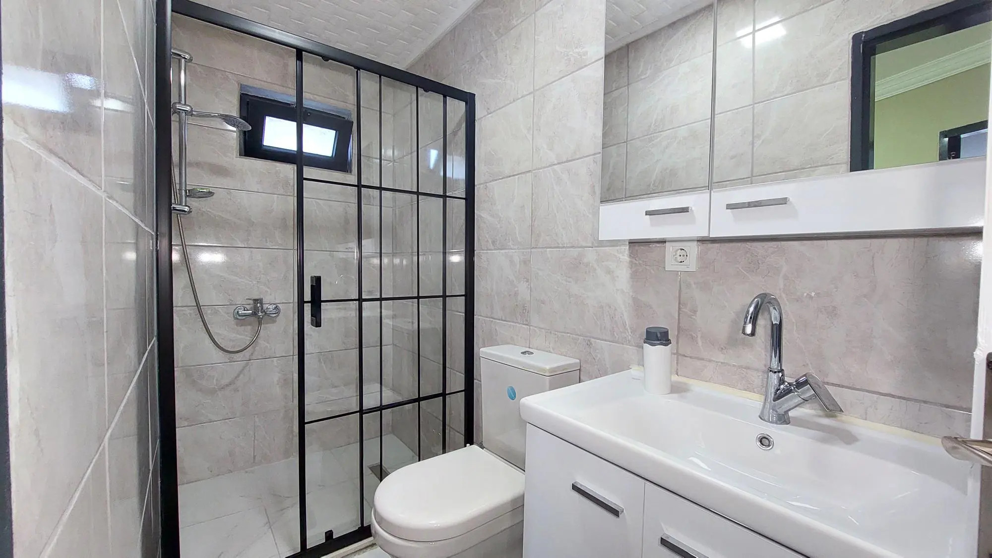 YENIFOÇA SAZLICA'DA ÇELIK KONSTRÜKSIYON SATILIK DUBLEKS YAZLIK