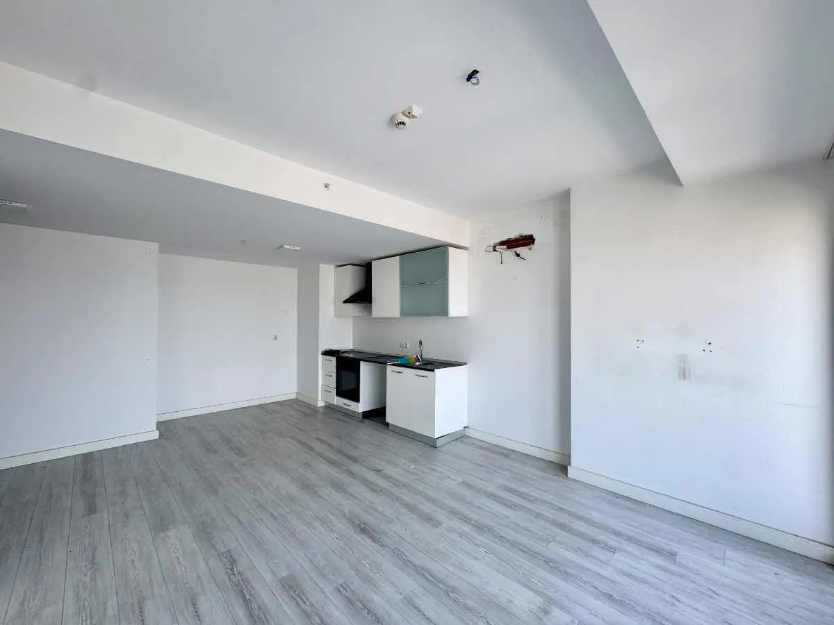 BORNOVA DAP YAPI KÖRFZ MANZARALI 1+1 KIRALIK DAIRE