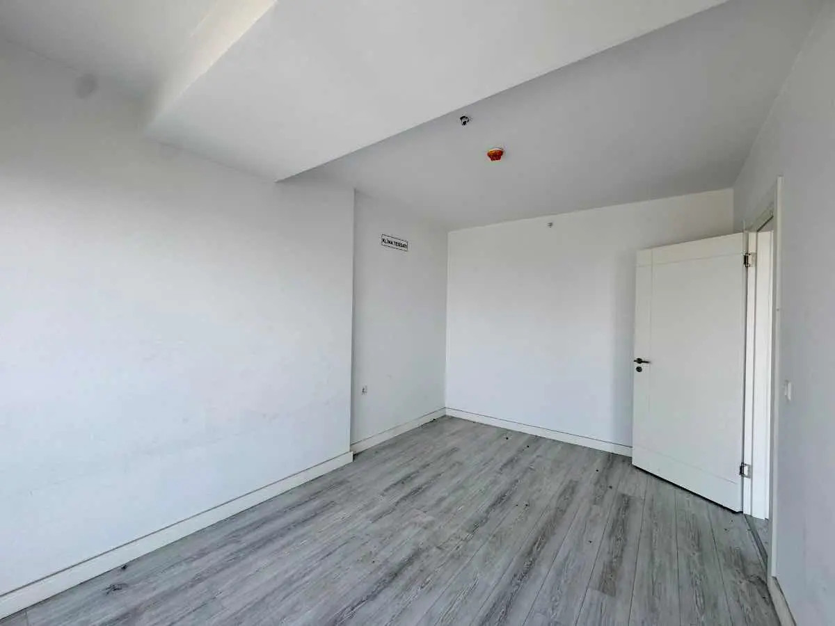 BORNOVA DAP YAPI KÖRFZ MANZARALI 1+1 KIRALIK DAIRE