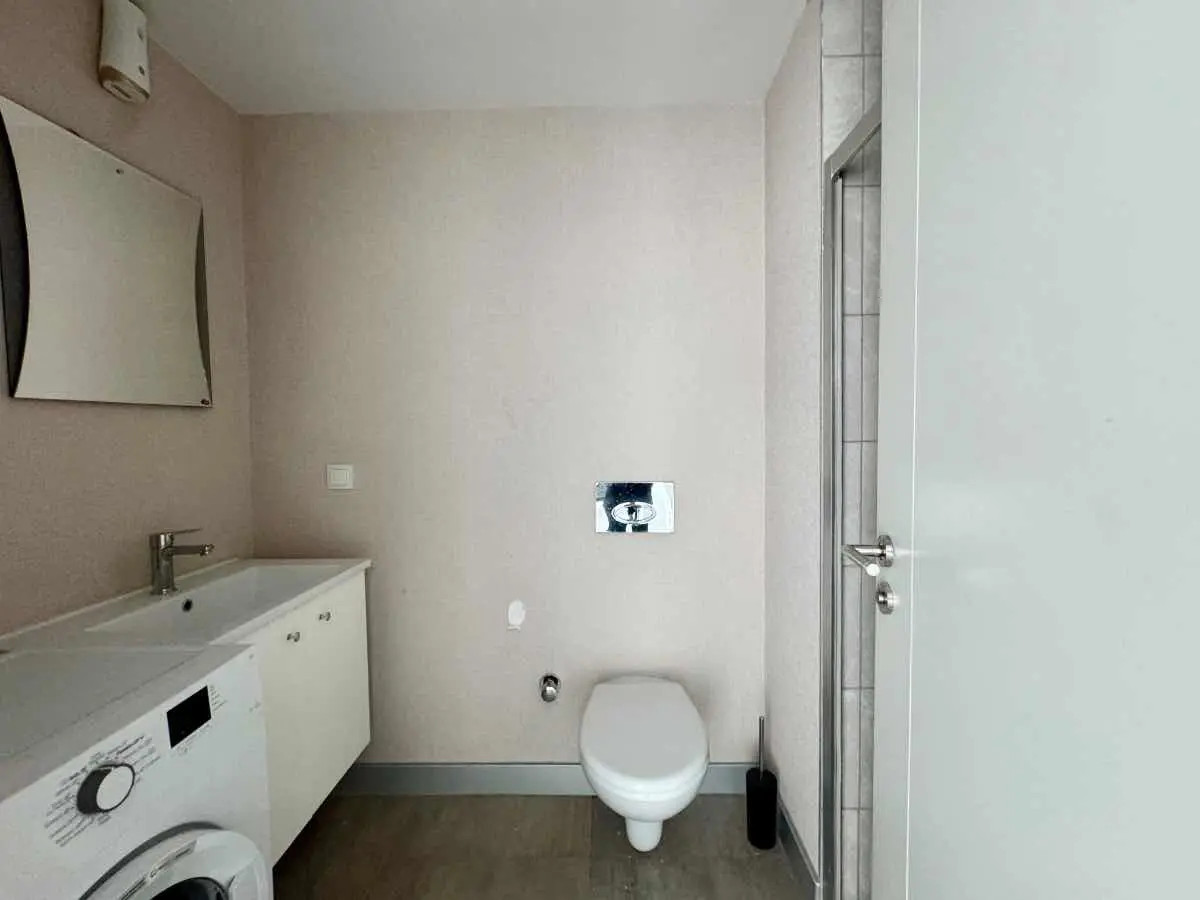 BORNOVA DAP YAPI KÖRFZ MANZARALI 1+1 KIRALIK DAIRE